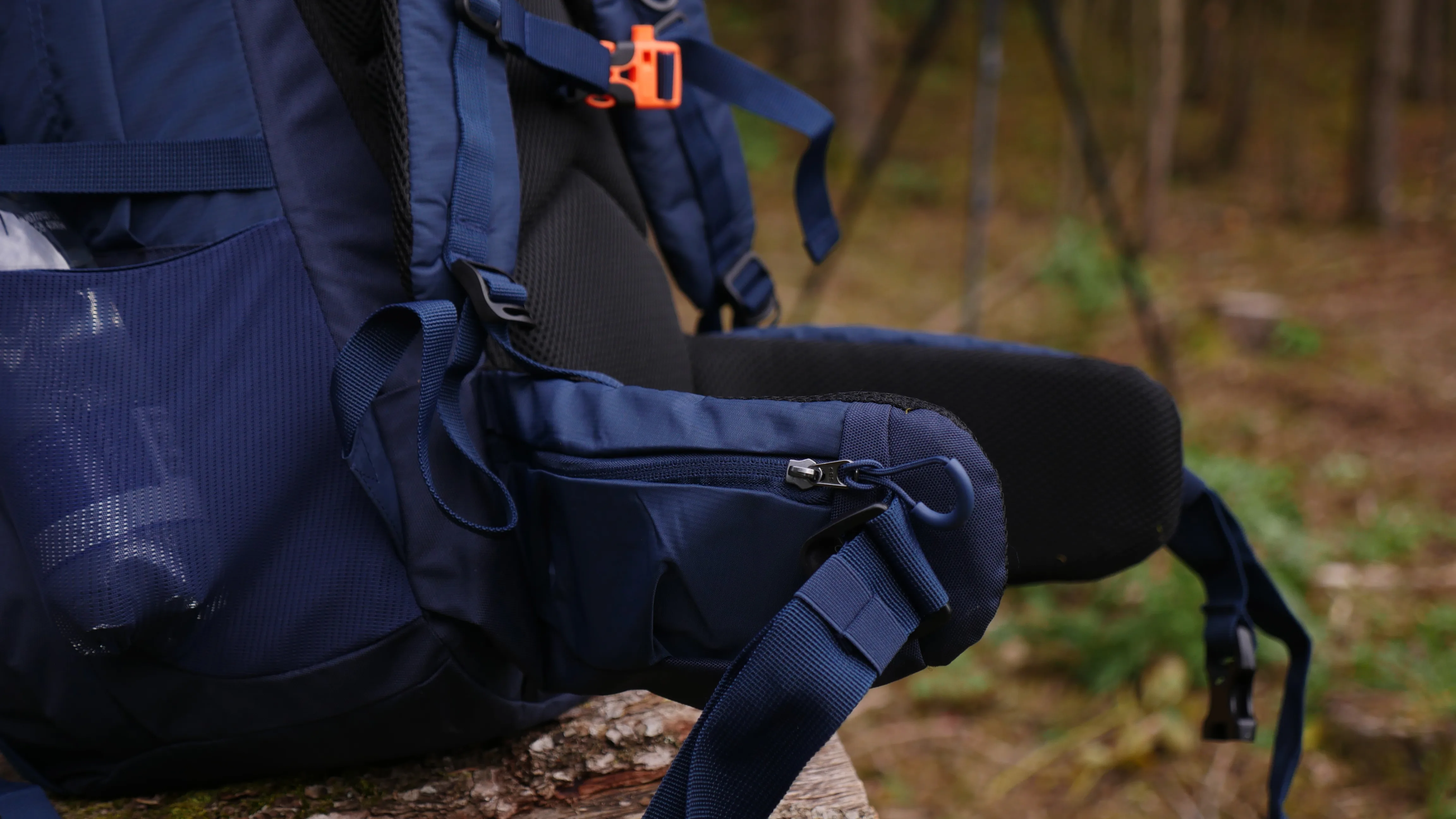 Grizzly 65L field photo 7